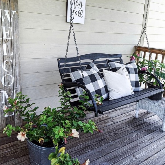 CLOSING THE DOORS-SHOE SALE - Picture 3 of 16